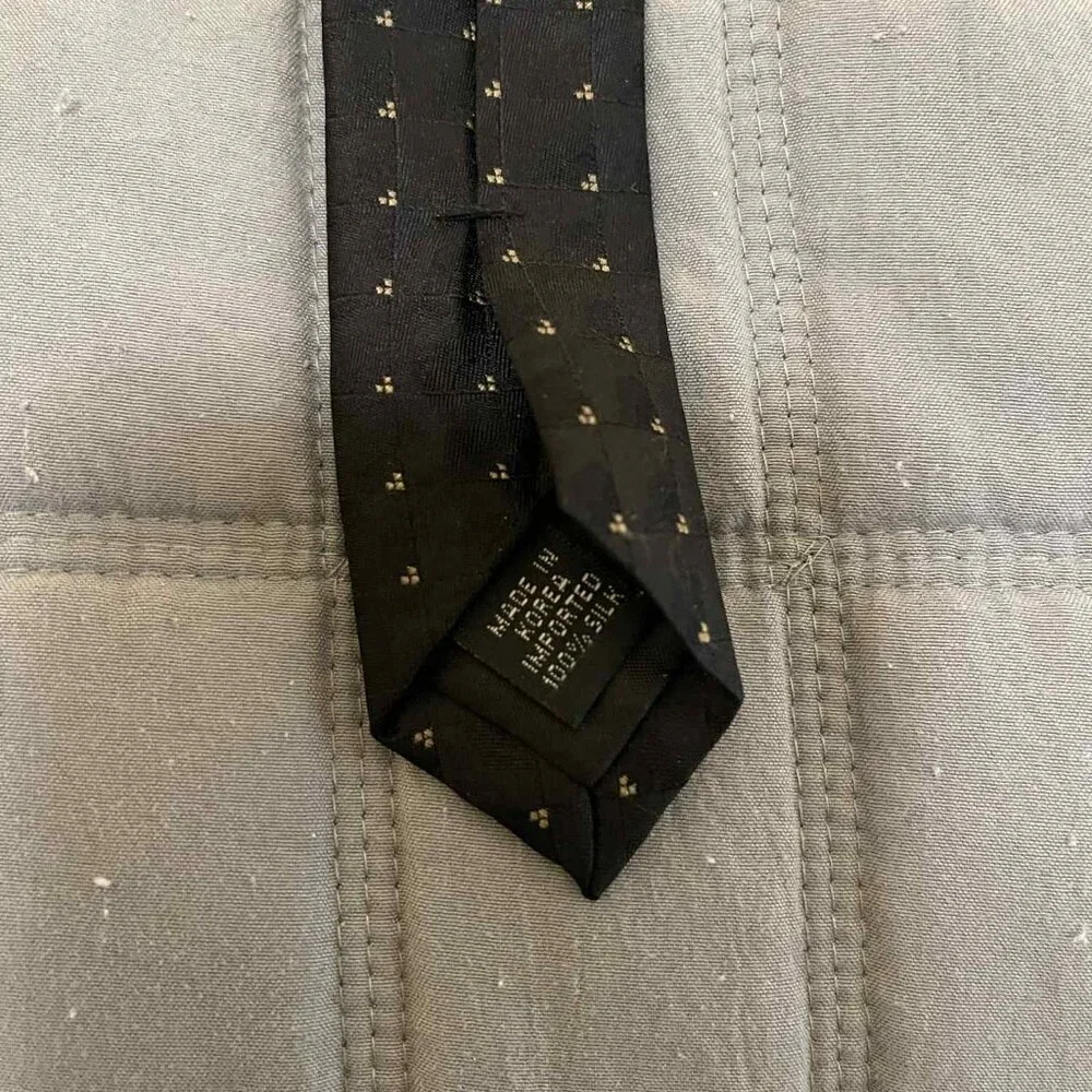NWOT Docker's Black Polka Dot Tie